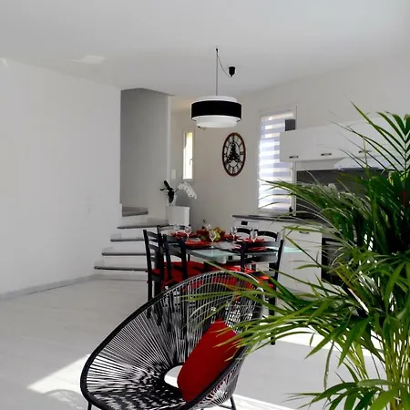 Duplex Liberté Plein Centre * Saint-Raphaël