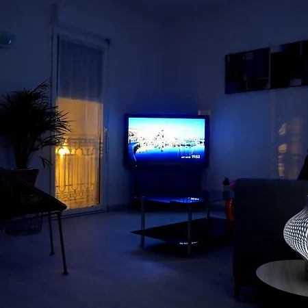 公寓 Duplex Liberte Plein Centre Saint-Raphaël