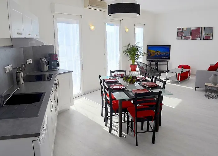 Duplex Liberté Plein Centre Saint-Raphaël